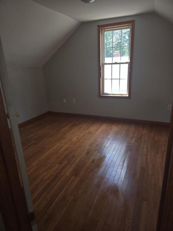 Foto principal - 2326 Crawford Ave