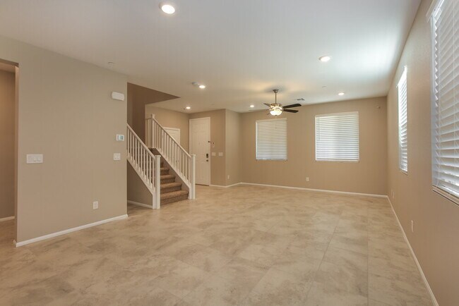 Building Photo - 7060 Coyote Mesa St
