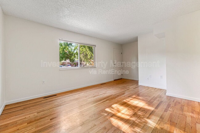 Photo - 588 S Eaton St Apartment