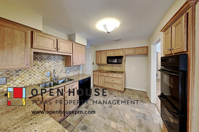Foto del edificio - 3304 Boyd Trail, Arlington