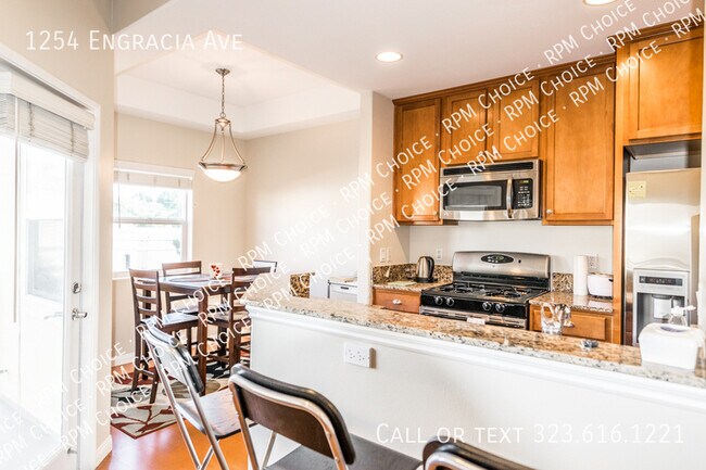 Building Photo - 1254 Engracia Ave