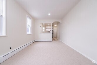 Building Photo - 115 Wolfs Ln