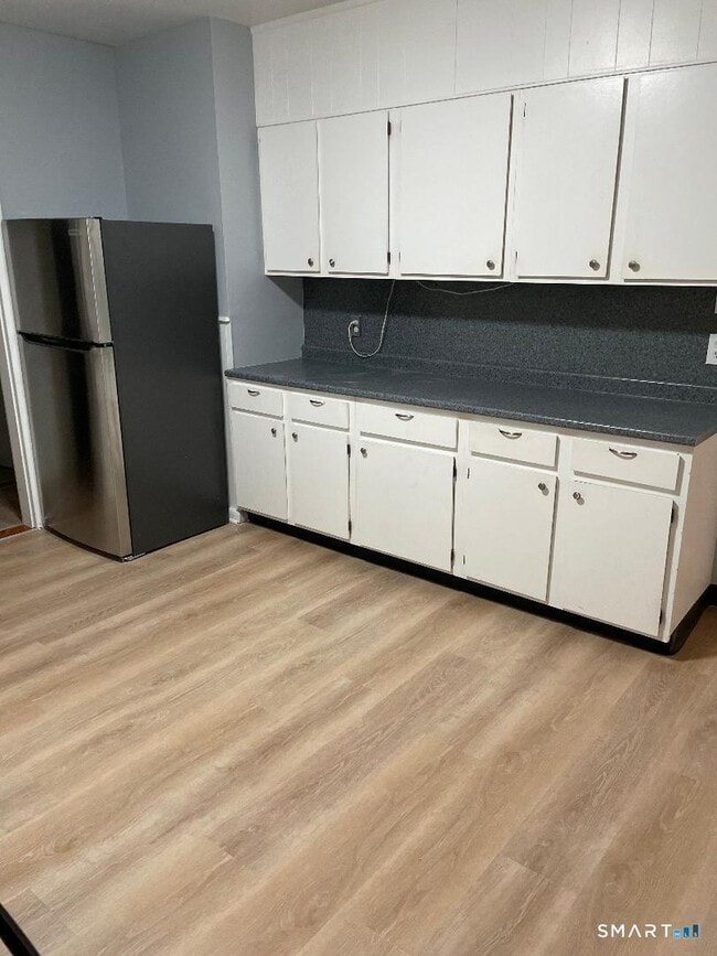 Building Photo - 19 Woodland St