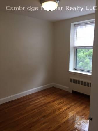 Building Photo - 266A Harvard St
