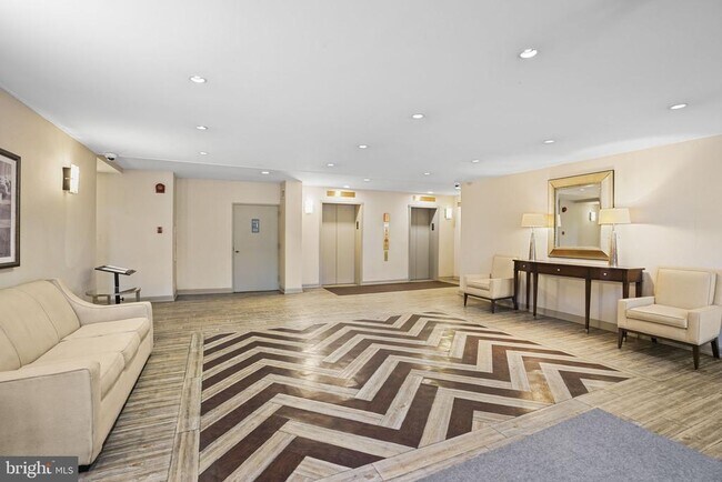 Foto del edificio - 1001 26th St NW