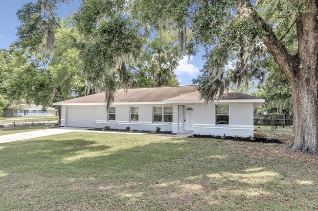 Foto del edificio - 2405 SE 46th Ct