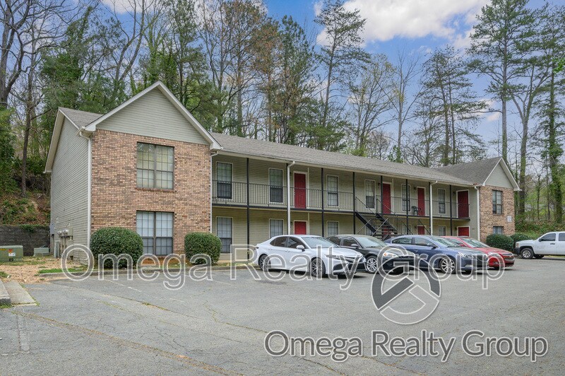 Primary Photo - 1801 Carson Rd
