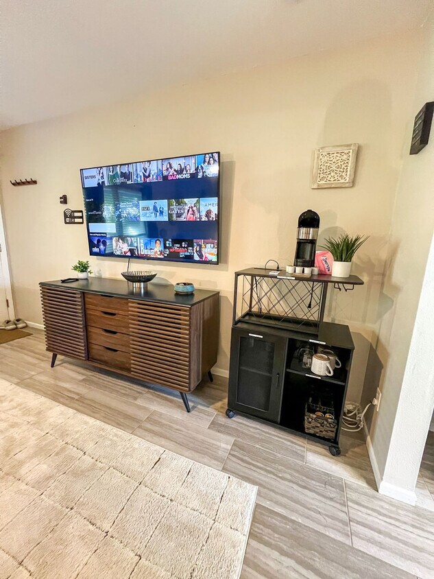 Foto principal - 14898 Granada Dr