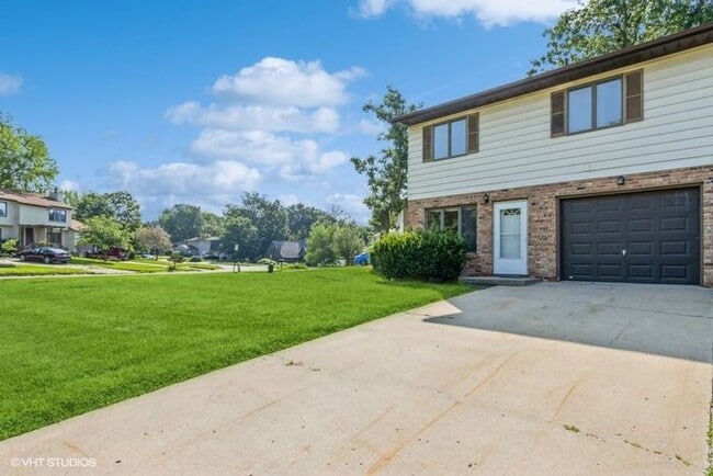 Foto del edificio - $2,100 | 4 Bedroom, 2 Bathroom Duplex | No Pets | Available for an August 1st, 2026 Move In!