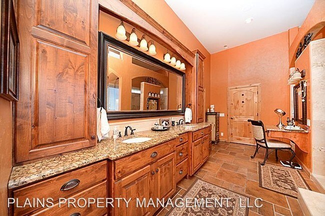 Building Photo - 1386 Eagle Ct