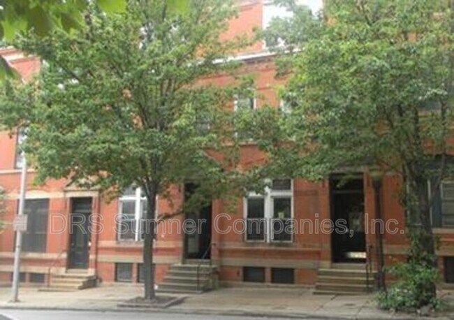 Building Photo - 2106 St Paul St