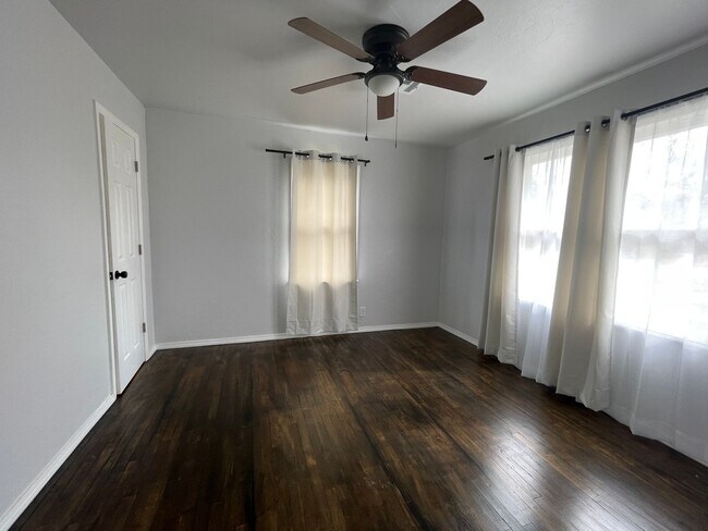 Foto del edificio - 611 NW 95th