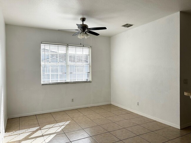 Building Photo - 3137 Grandiflora Dr