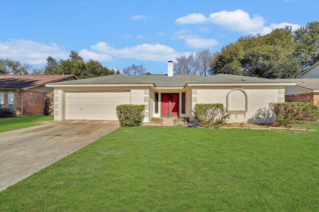 Building Photo - 4010 Postwood Dr