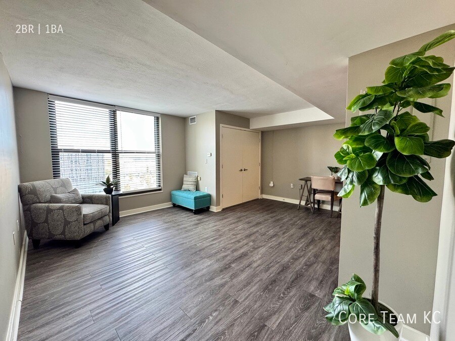 Foto principal - 722 Walnut St