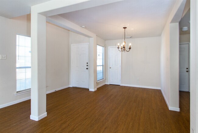 Foto del edificio - 14202 Ballfour Park Ln