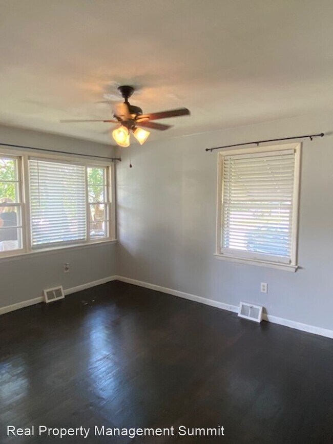 Foto del edificio - 3 br, 1 bath House - 302 Archer Street