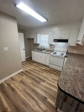 Building Photo - 655 Beach Rd