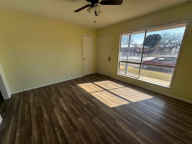 Building Photo - 2316 Buchanan St