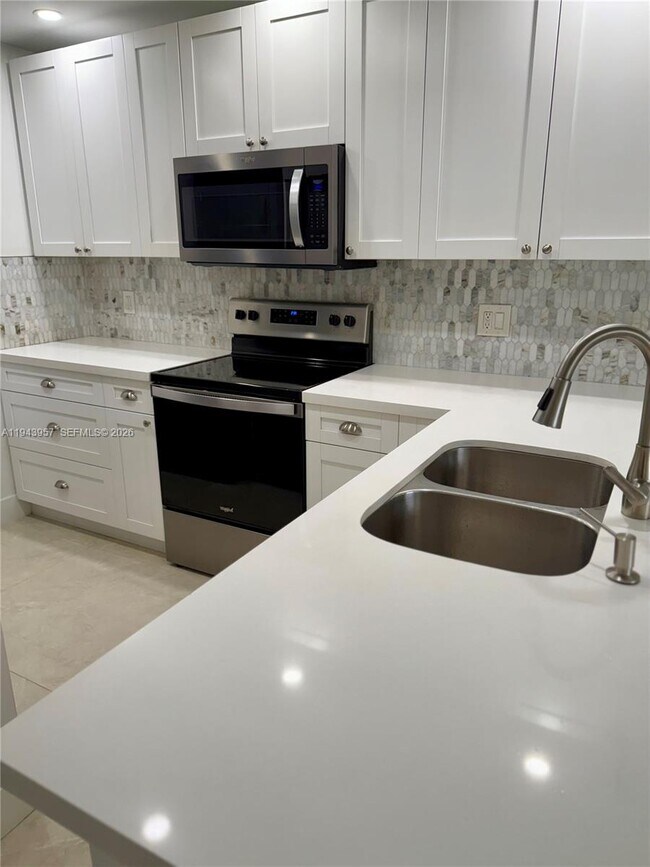 Foto del edificio - 14861 SW 104th St