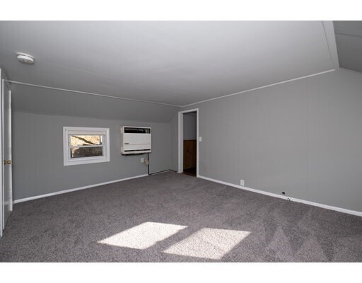 Building Photo - 207 High St