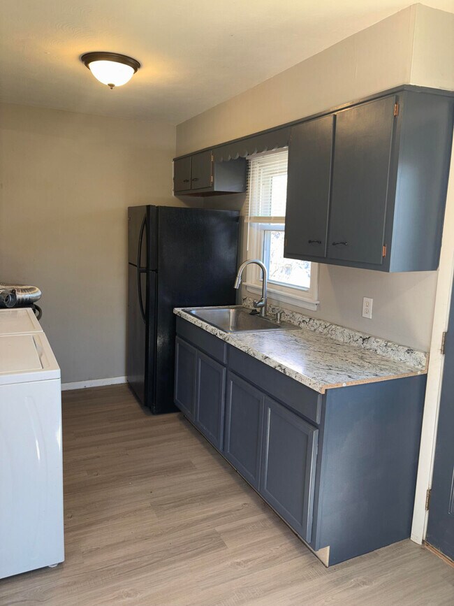 Foto del edificio - 1411 Lowe St