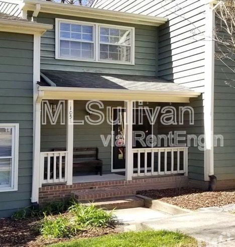 Building Photo - 105 Weathersfield Dr