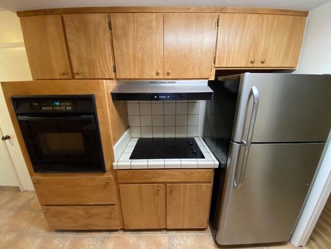 Building Photo - Serene Condo in Beautiful Gated Community