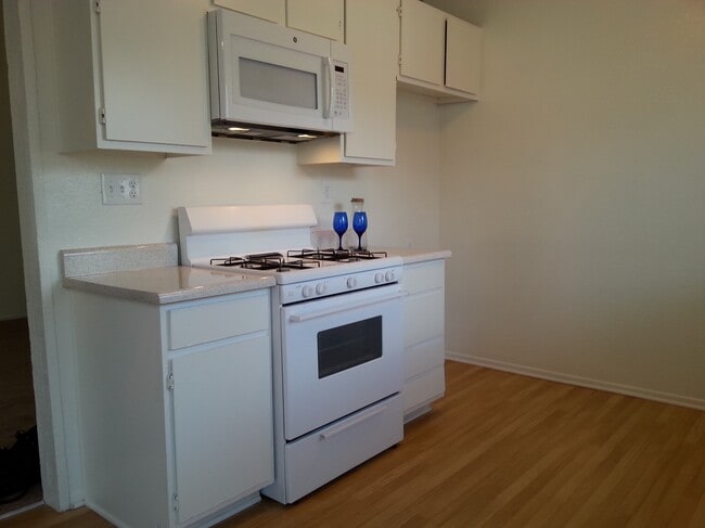 Building Photo - 7386 Saddle Rd