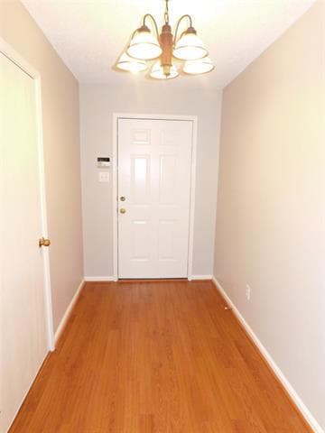 Building Photo - 1404 Wenatchee Dr