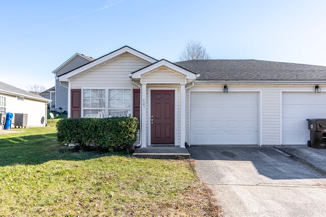 Building Photo - 405 Cricket Ln