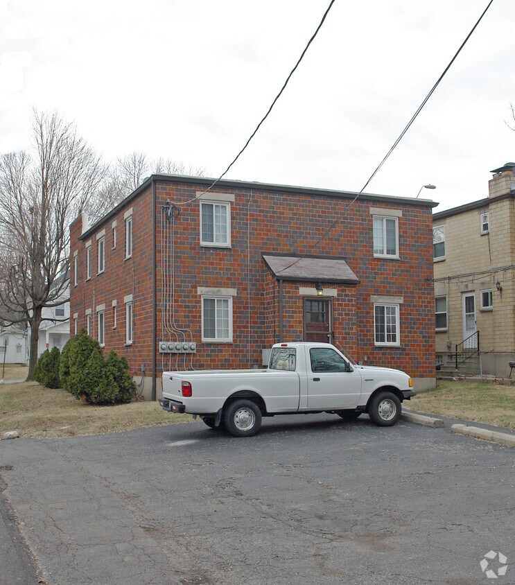 Building Photo - 1599 Bowman Ave