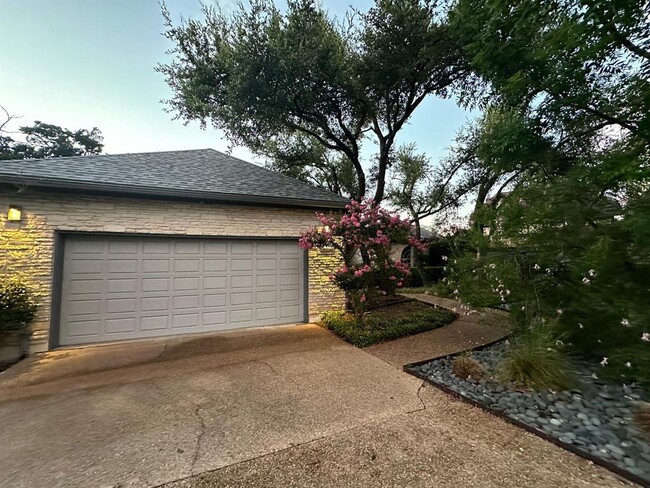 Building Photo - 7406 Curly Leaf Cove