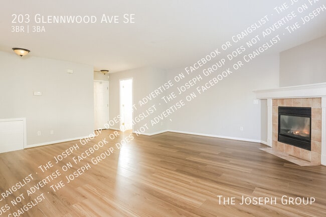 Building Photo - 203 Glennwood Ave SE