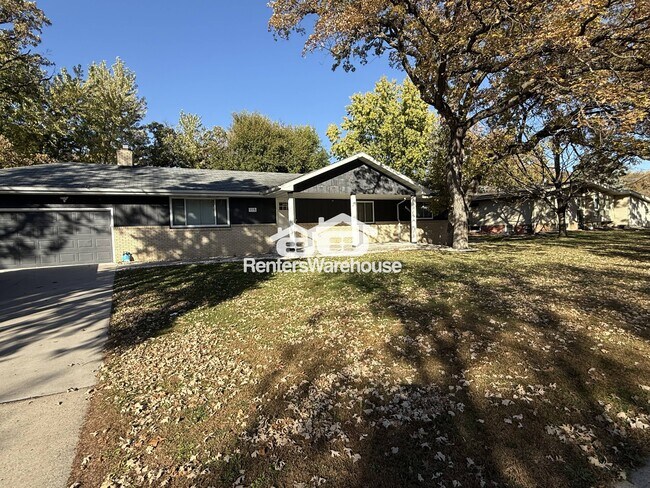 Foto del edificio - 115 Craig Way NE