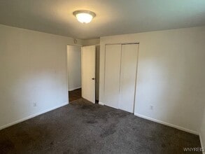 Building Photo - 341 Sundridge Dr