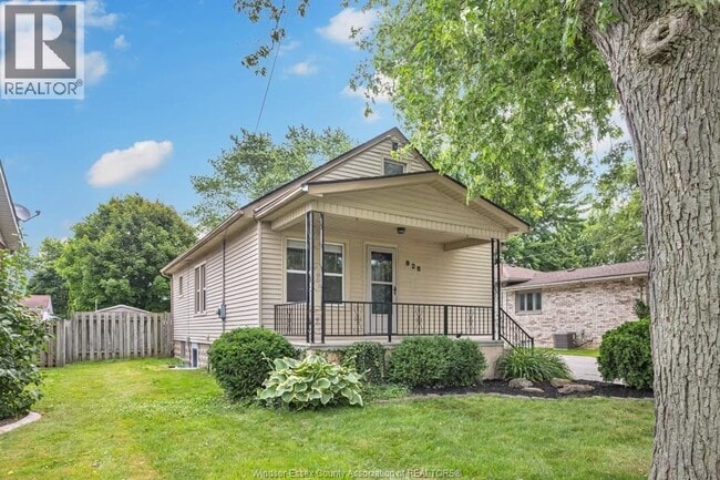 Building Photo - 928 Lacasse Blvd