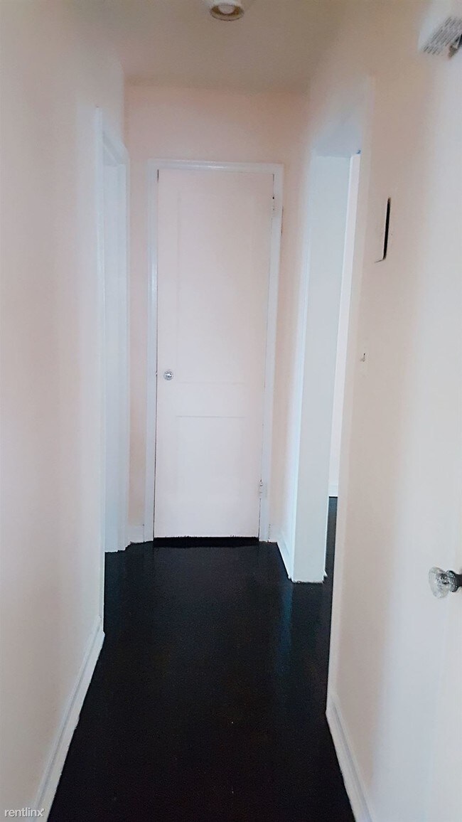 Foto del edificio - 657 Irvington Ave
