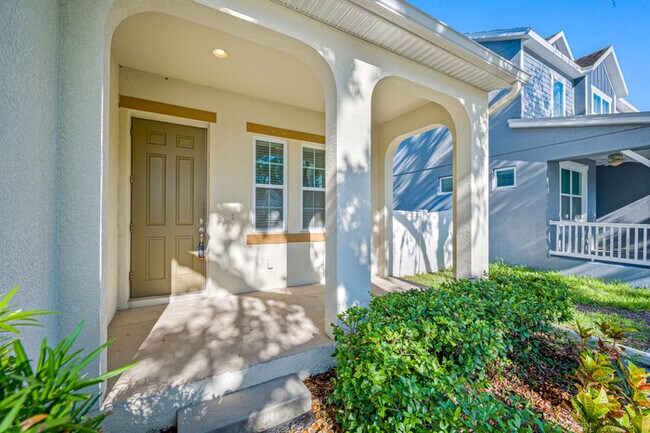 Building Photo - 3-bedroom, 2.5-bathroom, 2-car garage Home...