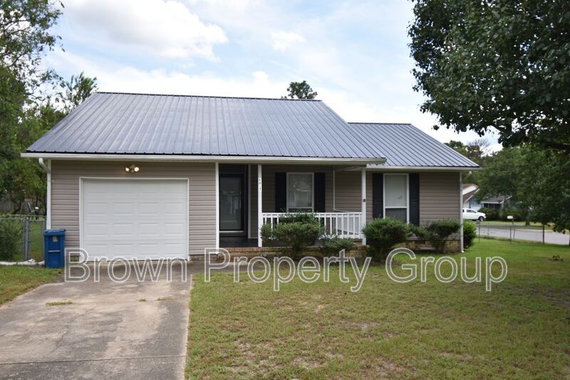 Primary Photo - 6817 Sugarbin Ln