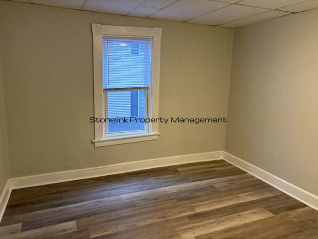 Foto del edificio - 113-115 Elm Street