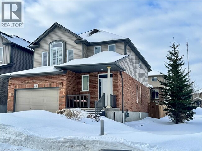 Building Photo - 441 Twin Leaf St