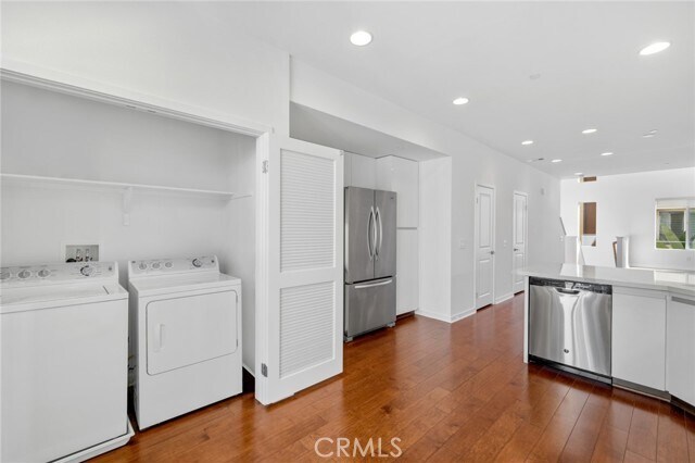 Building Photo - 561 Rockefeller