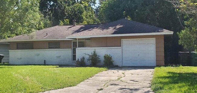 Foto del edificio - 10118 Lafferty Oaks St