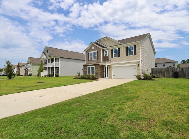 Building Photo - 3680 Moseley Dr