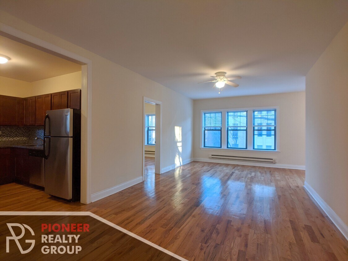 Foto principal - 630 W Cornelia Ave