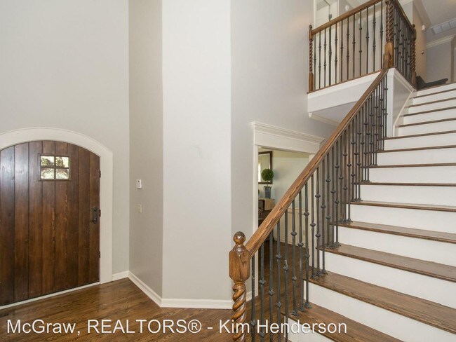 Building Photo - 5 br, 4 bath House - 8761 E. 105th Place