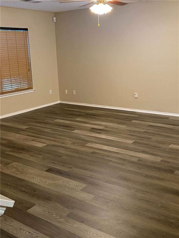 Building Photo - 450 Emerald Fields Ln