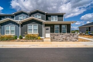 Building Photo - 1520 Crownpoint Dr