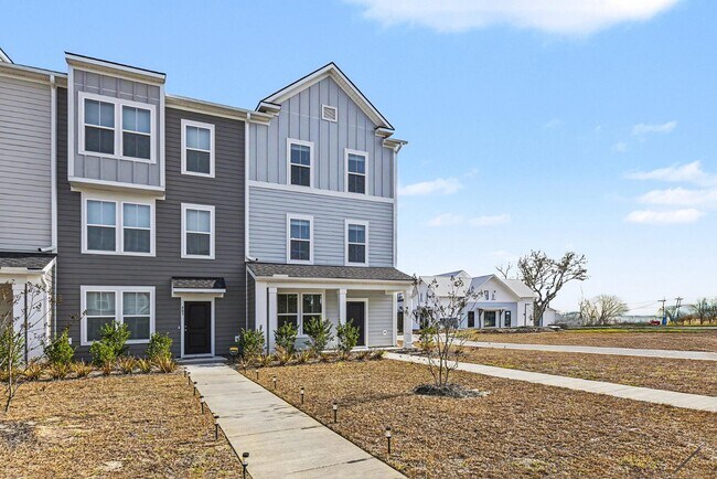 Foto del edificio - 801 Recess Pt Dr